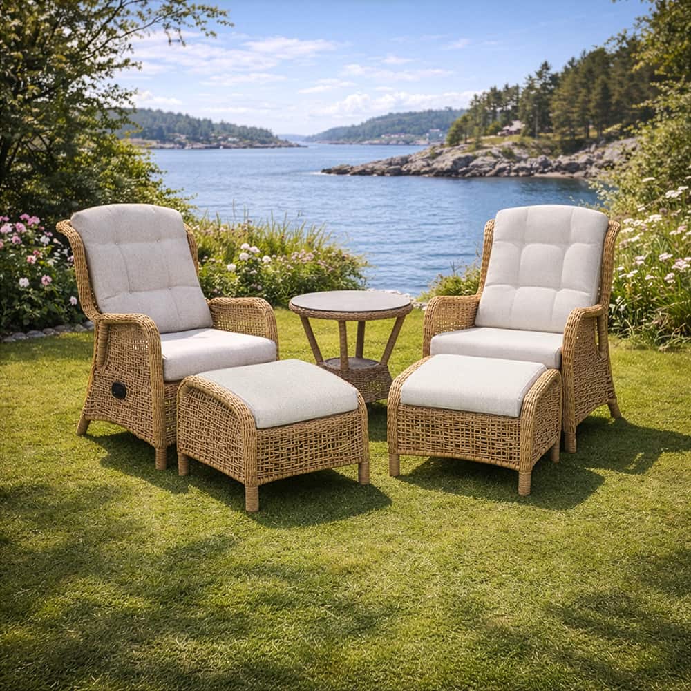 Kragerø Recliner sett, 2 Reg.stoler - 2 paller-1 bord Ø50