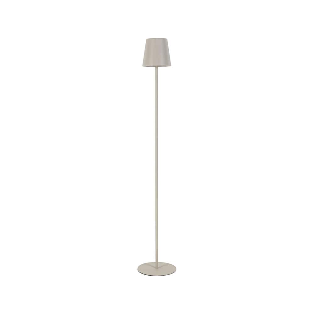 Ausi Stålampe, Sand